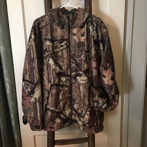 Cabelas hooded hunting camo jacket